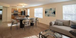 Diamond Pointe Apartments Gallery 3
