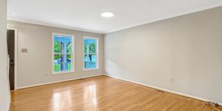 10929 Park Road Gallery 5