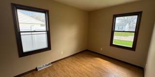 Charming and Spacious East Moline Home! Charming and Spacious East Moline Home! Gallery 9