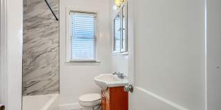 165 HAMPSHIRE Gallery 21