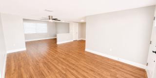Charming 2BD/2BTH Updated Home in Port Richey Gallery 5