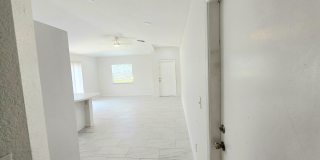569 E Ridge Circle N Gallery 18