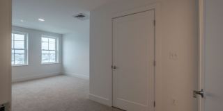 2BR/2BA Old Port Condo Onsite Parking Available, Fitness Room and Elevator Gallery 1