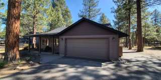 3BR/2BA Retreat in Tollgate development - Sisters Gallery 1