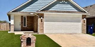 **Gorgeous Newer Build! 3 Bed 2 Bath** Gallery 1