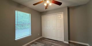Cottage Style Home in Savannah Trace Gallery 10