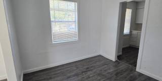 2501 NE 16th St Gallery 4