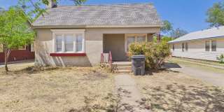 Adorable 3 Bedroom Home in Sunset Addition! Gallery 1