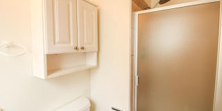 4-Bedroom House with Fenced Backyard **Fresh Paint and New Flooring Gallery 17