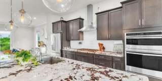 23575 HOPEWELL MANOR Terrace Gallery 6