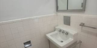 New King Edward Gallery 588