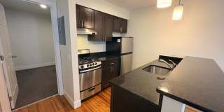 One Bedroom Apartment, Downtown Area Gallery 1