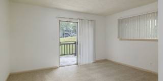 Waters Edge Apartments Gallery 13