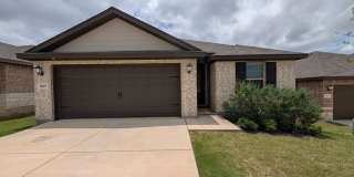 4 Bedrooms / Great Location / Fridge, Washer & Dryer Included / Fenced in Backyard / NBISD Gallery 1