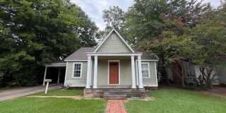 207 Goodman Place- large 2 bedroom 1 bath house with a bonus room upstairs and a large backyard Gallery 1