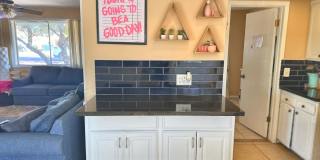 Available June, 2026  ASU   REMODELED -  5BR/2BA HOUSE SWIMMING POOL, BUILT IN FIRE-PIT,  BEAUTIFUL HOME , TILE FLOORS Gallery 6