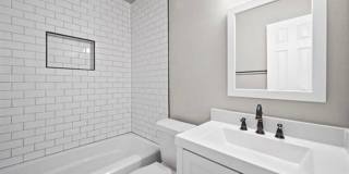 Beautiful Renovated 3 Bedroom Ready Late May Gallery 15