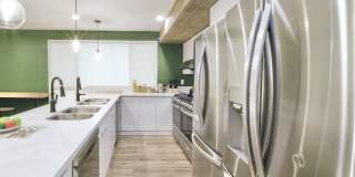 1455 W 36th Street - Co-Living Gallery 27