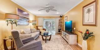 ** PARK SHORE ** 2 BED / 2 BATH - CONDO - 55+ COMMUNITY - SEASONAL OR SHORT TERM RENTAL Gallery 3
