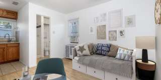 San Diego Two Weeks FREE PRIVATE DETACHED STUDIO • PRIVATE FENCED YARD • GOLDEN HILL Gallery 1