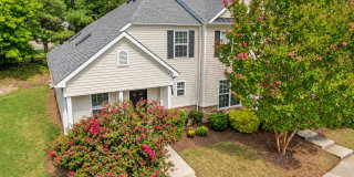 Gorgeous 3 Bed/2 Bath South Durham Townhome - Location, Location, Location! Gallery 1