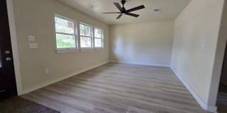 3425 Kenwood Gallery 5