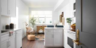 The Madelon Gallery 30