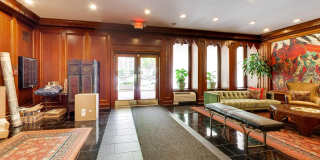 2501 CALVERT Street NW Gallery 22