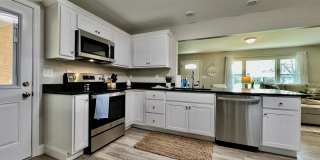 Newly remodeled, furnished home Trenton, Ohio Gallery 25