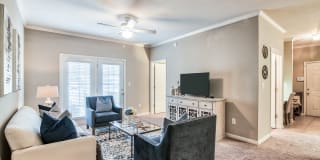 Cypress Lake Apartments Gallery 3