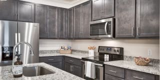 Pines at Glen Laurel Luxury Apartments Gallery 20