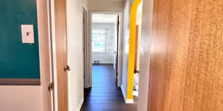 Spacious 4BR House in Edgewater Gallery 57