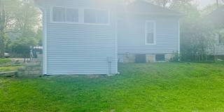 Newley Renovated 4BR - 2BA - South Campus! Gallery 12
