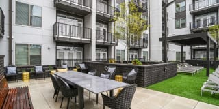 Link Apartments Mint Street Gallery 9