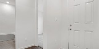 12229 FALLEN TIMBERS CIR Gallery 16