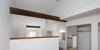Tri-Level La Jolla Townhouse with Washer/Dryer and Garage! Gallery 10
