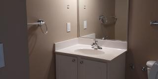 Cute townhome with 3 bd / 2.5 Bath Gallery 27