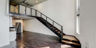 624 Yale Gallery 15
