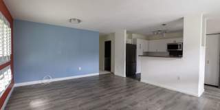 Rarely Available !  Beautiful 3-Bedroom Corner Unit – Pet Friendly & Spacious! Gallery 4