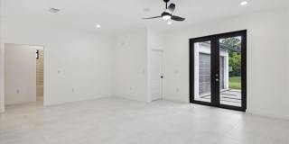 1310 Jefferson Avenue Gallery 28