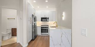Newly renovated 2-bedroom UTC townhome in the coveted Andria of Renaissance at La Jolla community! Small pet ok! Gallery 20