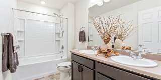 6818 Gateway Crossing Street Gallery 29