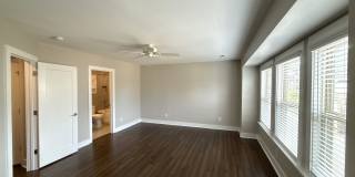 Incredible Townhome in Near Uptown with Move-In Special! Gallery 35