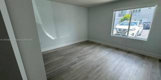 2555 NE 193rd St Gallery 9