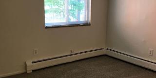 1455 N High St St Charles Apartments Gallery 17