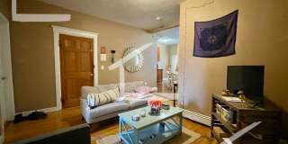XL Modern & Sunny Apt near T!  Perfect for BU students and working pros alike! Gallery 4