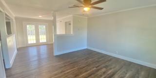 Now Available for 3/2 home near Maxey Park and Covenant Hospital Gallery 3
