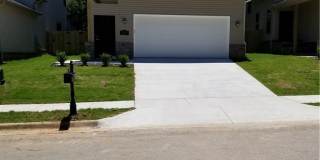 2367 Houston Street Gallery 1