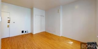 170 West 25th Street Gallery 8