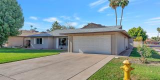 5-Bedroom Tempe Home with Private Pool, Guest House & Garage Near ASU Gallery 24